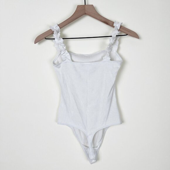 Aritzia Ruffle Strap Knit Firecracker Bodysuit Tank Top Blouse Elevated Basic - Picture 11 of 11